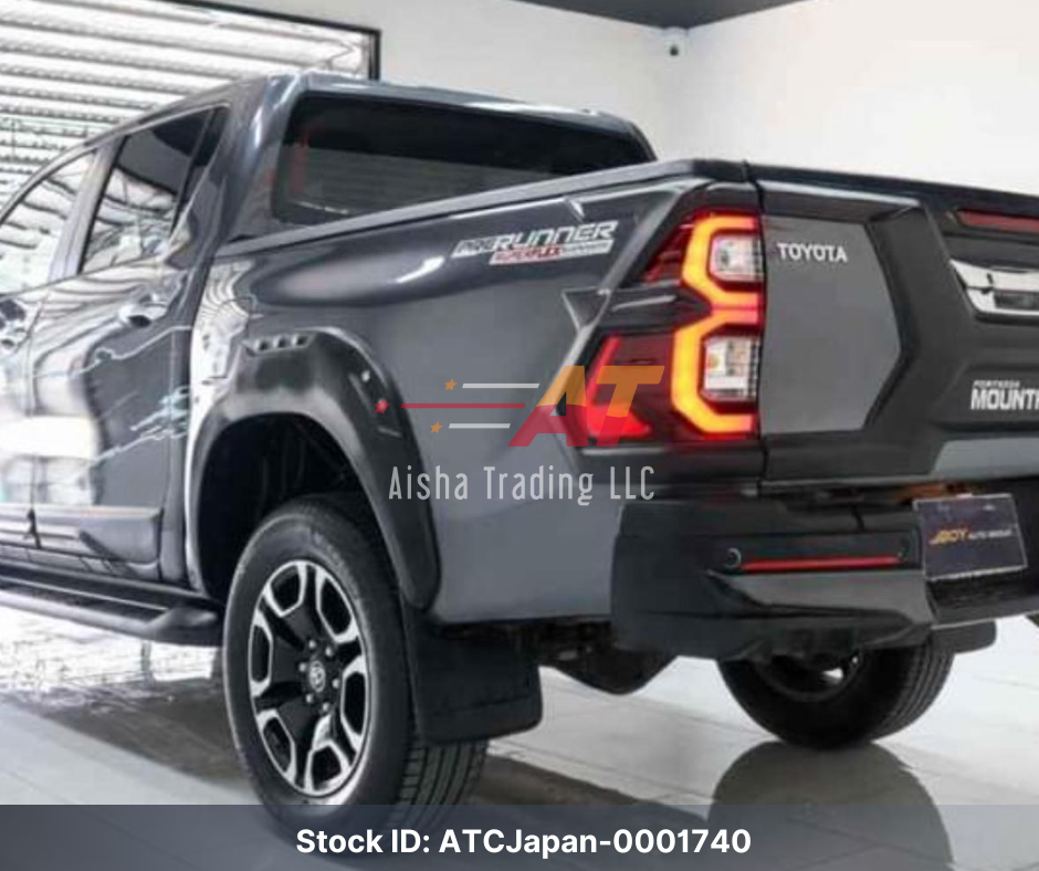 2022 TOYOTA HILUX